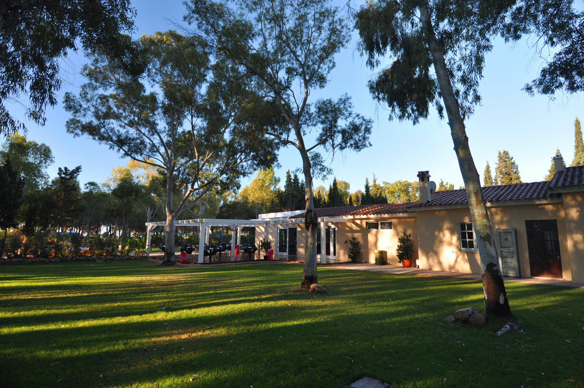 Camping Village Flumendosa Santa Margherita di Pula Exterior photo